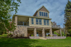 Lake Stone Manor Five-Bedroom Holiday Home